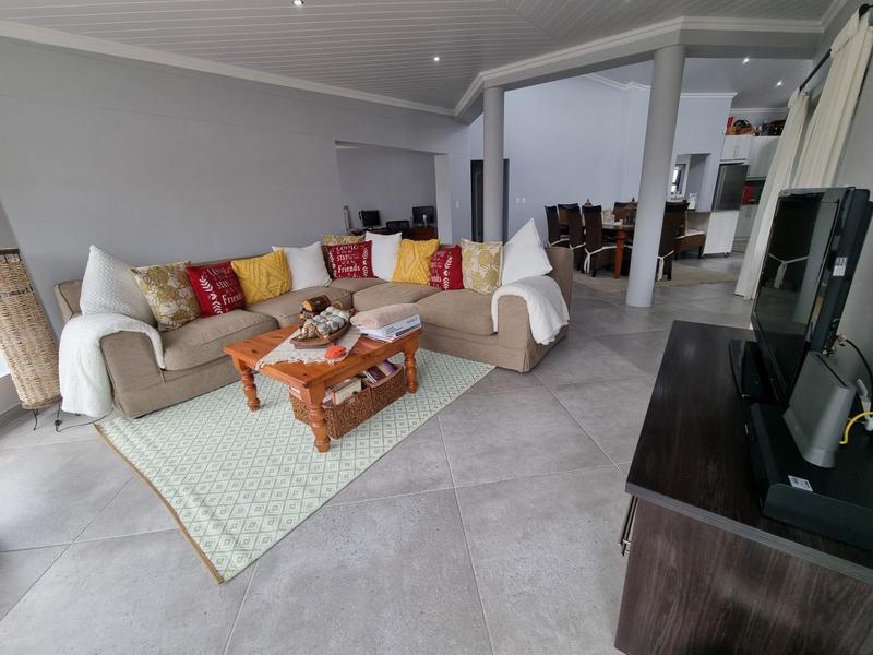 3 Bedroom Property for Sale in Reebok Western Cape